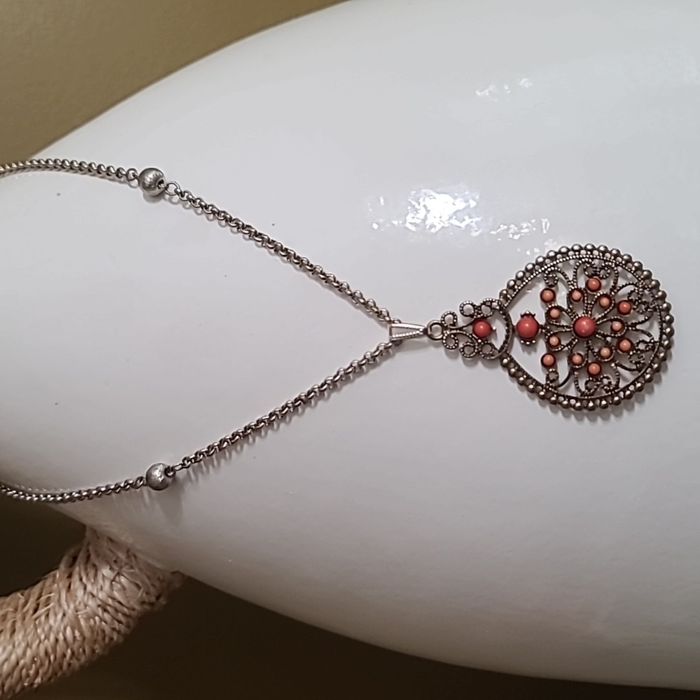 Beautiful sterling silver necklace